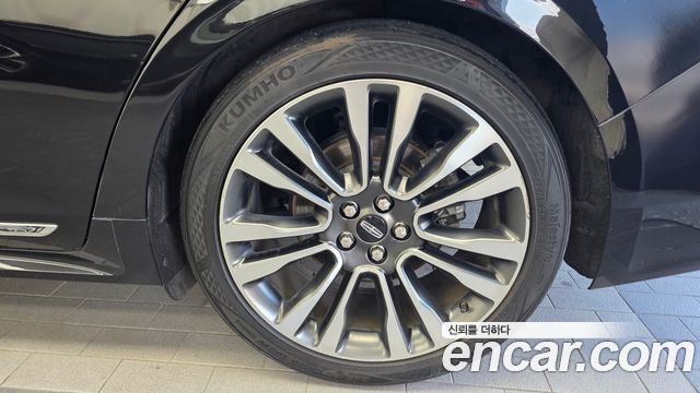 Lincoln Continental (X) 3.0 AWD 2019 — фото 21
