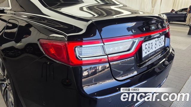 Lincoln Continental (X) 3.0 AWD 2019 — фото 23