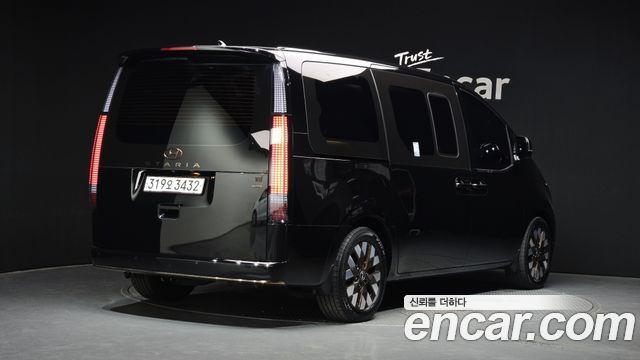 Hyundai Staria 4WD Lounge 9-Seater Inspiration 2024 — фото 2
