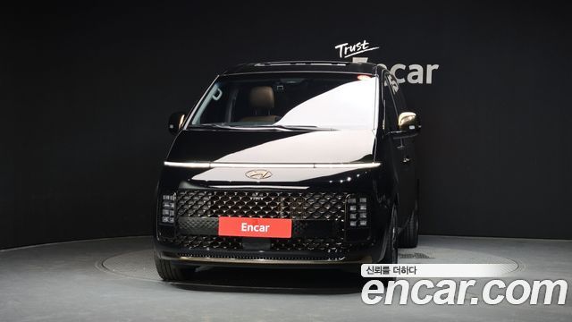 Hyundai Staria 4WD Lounge 9-Seater Inspiration 2024 — фото 3