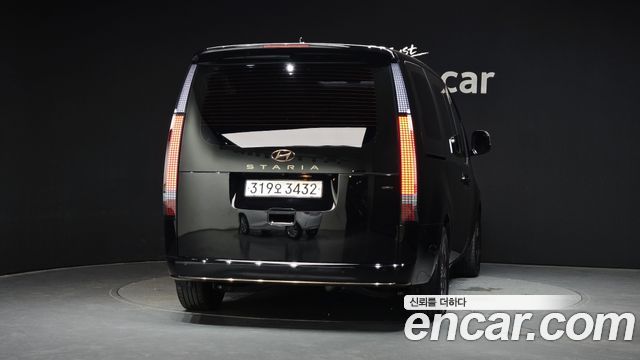 Hyundai Staria 4WD Lounge 9-Seater Inspiration 2024 — фото 4
