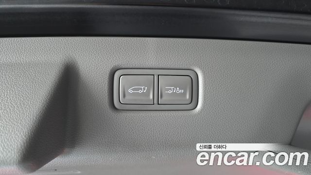 Hyundai Staria 4WD Lounge 9-Seater Inspiration 2024 — фото 15
