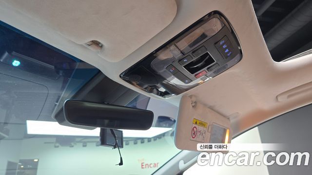 Hyundai Staria 4WD Lounge 9-Seater Inspiration 2024 — фото 17