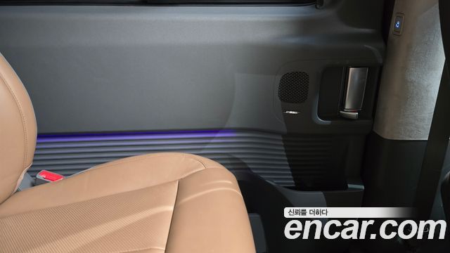Hyundai Staria 4WD Lounge 9-Seater Inspiration 2024 — фото 25