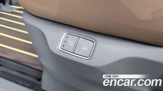Hyundai Staria 4WD Lounge 9-Seater Inspiration 2024 — фото 31