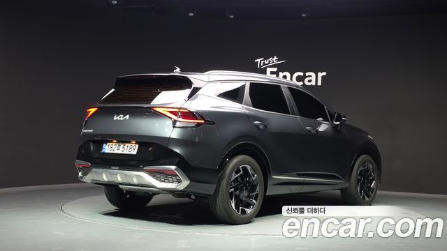 Kia Sportage (V) Gasoline 1.6 Turbo 2WD Nobleless 2022 — фото 2