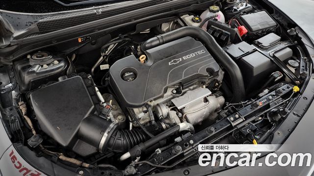 Chevrolet Malibu 1.5 Turbo LT Deluxe 2017 — фото 6
