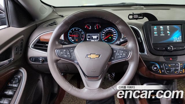 Chevrolet Malibu 1.5 Turbo LT Deluxe 2017 — фото 12