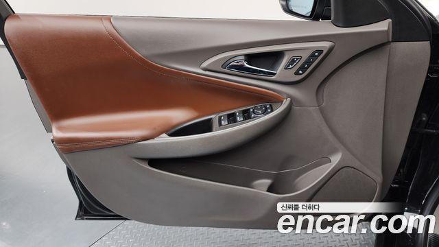 Chevrolet Malibu 1.5 Turbo LT Deluxe 2017 — фото 24