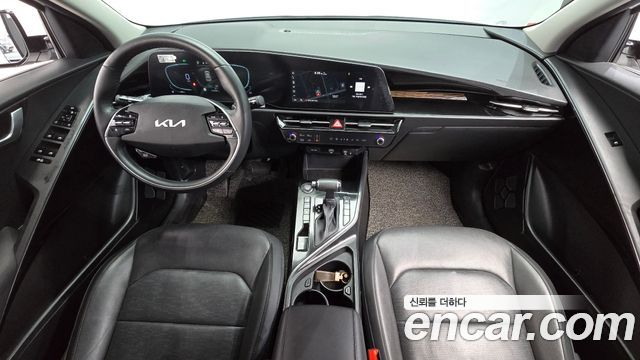 Kia Niro Prestige 2022 — фото 7
