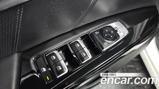 Kia Mohave The Master Diesel 3.0 4WD 6-Seater Masters 2022 — фото 31