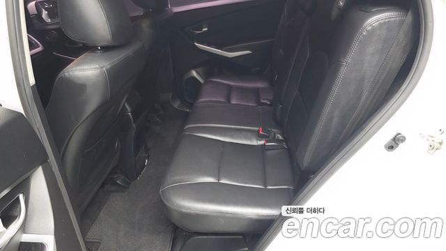 KG Mobility (SsangYong) Style Korando C 2.2 RX 2WD DLX 2018 — фото 12