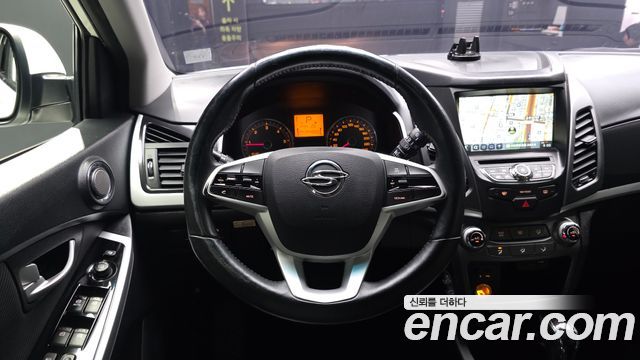 KG Mobility (SsangYong) Style Korando C 2.2 RX 2WD DLX 2018 — фото 13