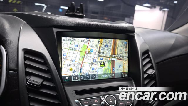 KG Mobility (SsangYong) Style Korando C 2.2 RX 2WD DLX 2018 — фото 15