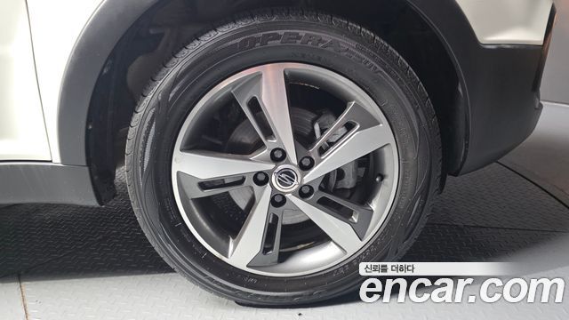 KG Mobility (SsangYong) Style Korando C 2.2 RX 2WD DLX 2018 — фото 21