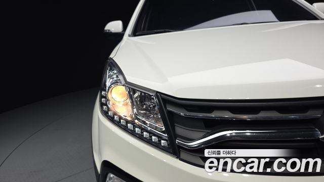 KG Mobility (SsangYong) Style Korando C 2.2 RX 2WD DLX 2018 — фото 22