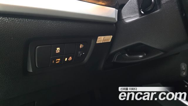 KG Mobility (SsangYong) Style Korando C 2.2 RX 2WD DLX 2018 — фото 28