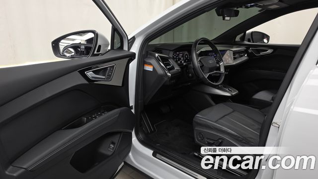 Audi Q4 e-tron (F4) 40 Premium 2022 — фото 10