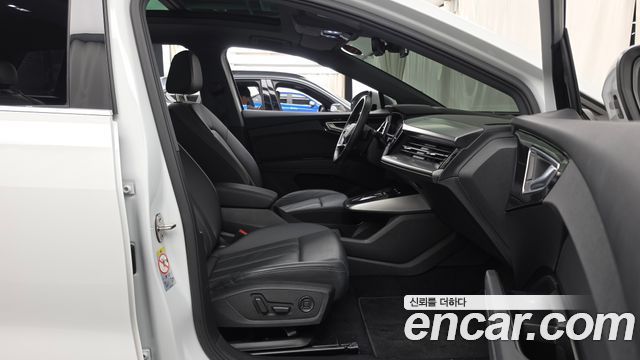 Audi Q4 e-tron (F4) 40 Premium 2022 — фото 11