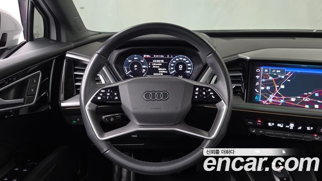 Audi Q4 e-tron (F4) 40 Premium 2022 — фото 13