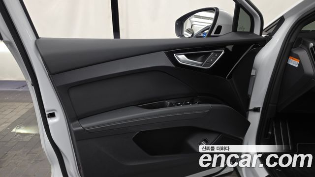 Audi Q4 e-tron (F4) 40 Premium 2022 — фото 24