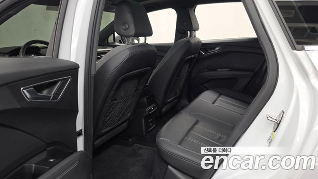Audi Q4 e-tron (F4) 40 Premium 2022 — фото 26