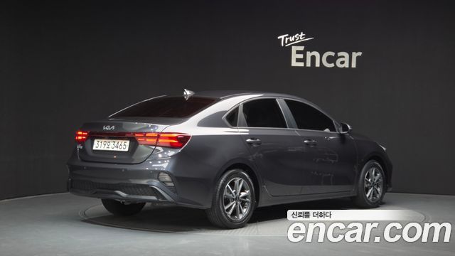 Kia K3 (II) 1.6 Prestige 2023 — фото 2