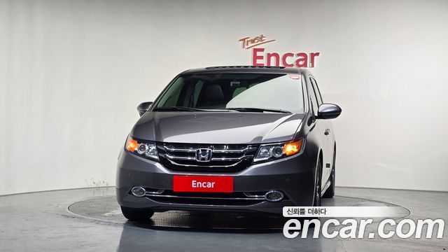 Honda Odyssey 3.5 4th 2016 — фото 3