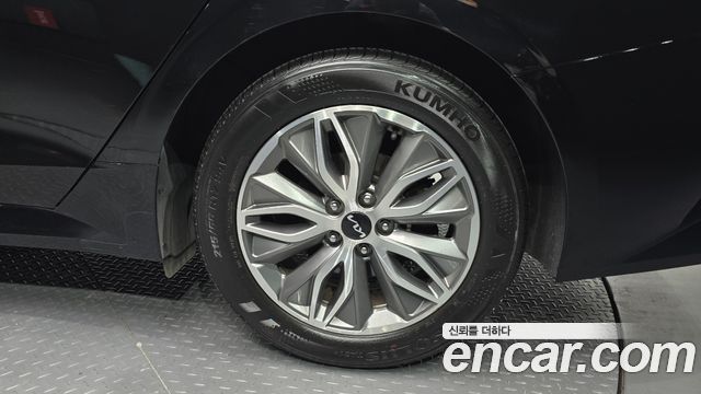 Kia K5 Hybrid (III) Noblesse 2023 — фото 21
