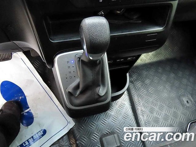 Hyundai Staria Cargo 3-Seater Modern 2022 — фото 10