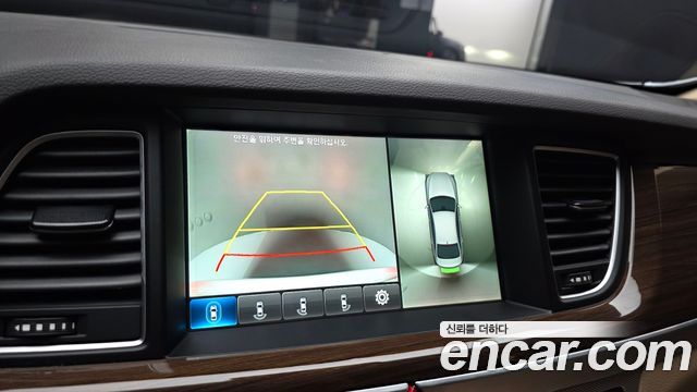 Genesis G80 3.3 GDI AWD Premium Luxury 2017 — фото 16
