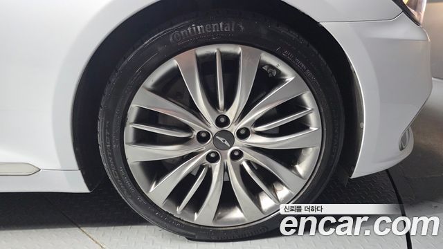 Genesis G80 3.3 GDI AWD Premium Luxury 2017 — фото 21