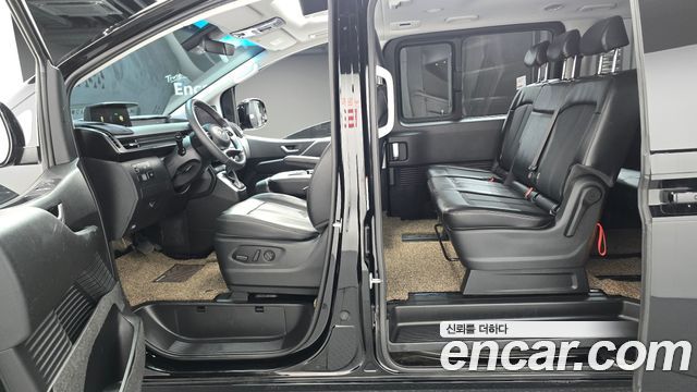 Hyundai Staria L3.5 Tourer 9-Seater Modern 2023 — фото 12