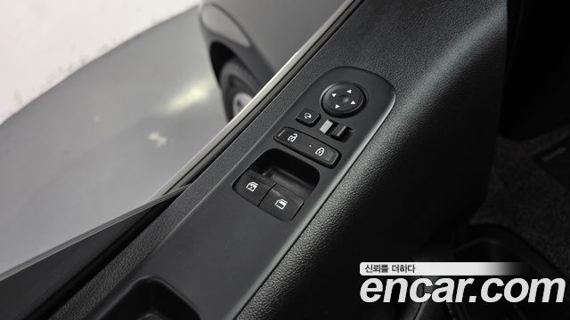 Hyundai Staria L3.5 Tourer 9-Seater Modern 2023 — фото 19