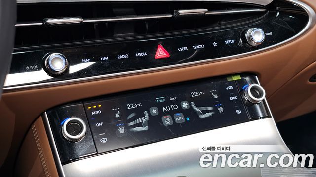 Genesis GV70 2.5T Gasoline AWD 2025 — фото 20