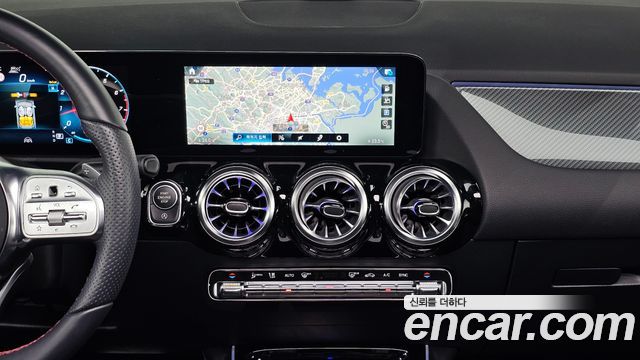 Mercedes-Benz GLA-Class (H247) GLA250 4MATIC 2023 — фото 10
