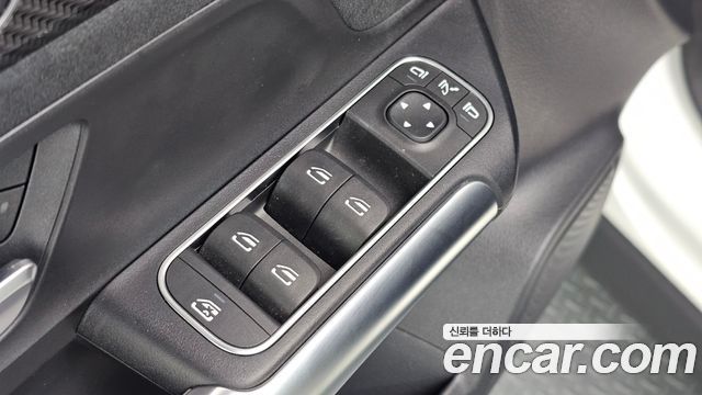 Mercedes-Benz GLA-Class (H247) GLA250 4MATIC 2023 — фото 21