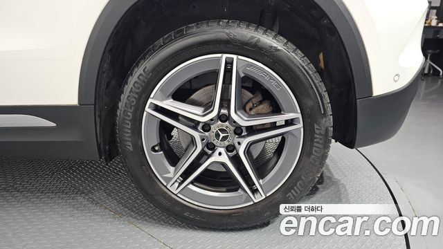 Mercedes-Benz GLA-Class (H247) GLA250 4MATIC 2023 — фото 27