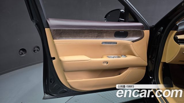 Genesis G90 (RS4) Gasoline 3.5 Turbo AWD 2025 — фото 24