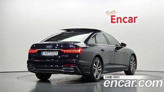 Audi A6 (C8) 45 TFSI Quattro Premium 2023 — фото 2