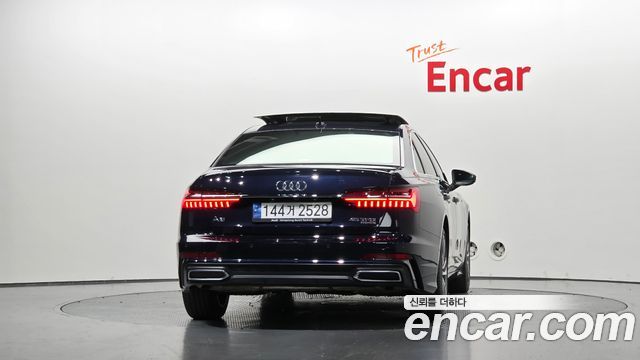Audi A6 (C8) 45 TFSI Quattro Premium 2023 — фото 4