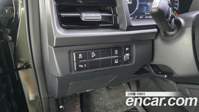 KG Mobility (SsangYong) Rexton Sports Khan Diesel 2.2 4WD Culman Prestige 2024 — фото 16