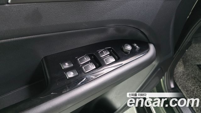 KG Mobility (SsangYong) Rexton Sports Khan Diesel 2.2 4WD Culman Prestige 2024 — фото 17