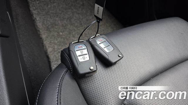 KG Mobility (SsangYong) Rexton Sports Khan Diesel 2.2 4WD Culman Prestige 2024 — фото 19