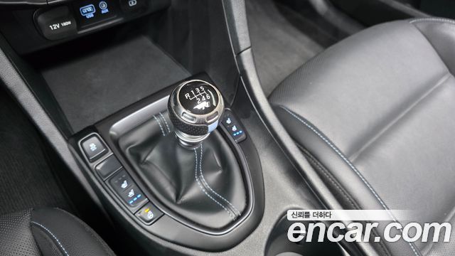 Hyundai Veloster (JS) 2.0 N 2019 — фото 9