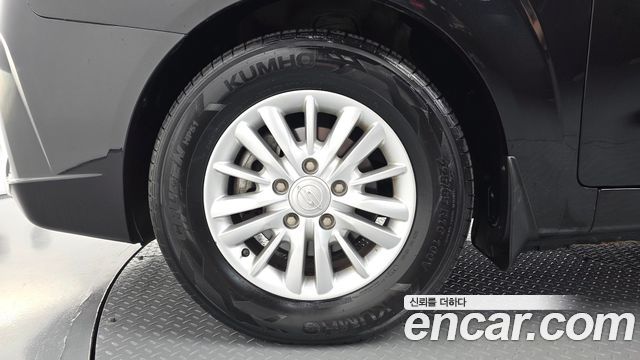 KG Mobility (SsangYong) Korando Turismo 4WD RX 9-seater 2019 — фото 5