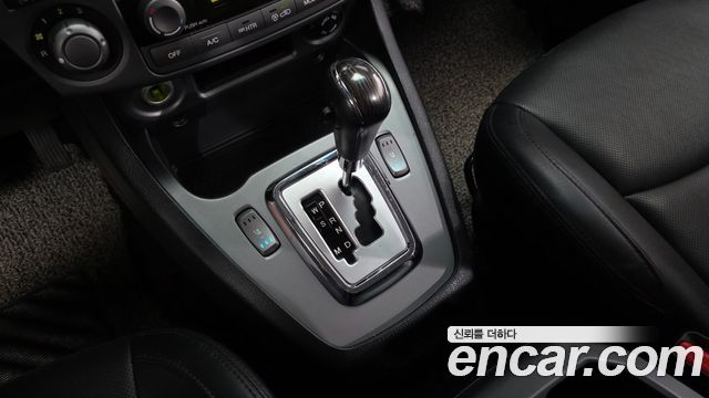 KG Mobility (SsangYong) Korando Turismo 4WD RX 9-seater 2019 — фото 9