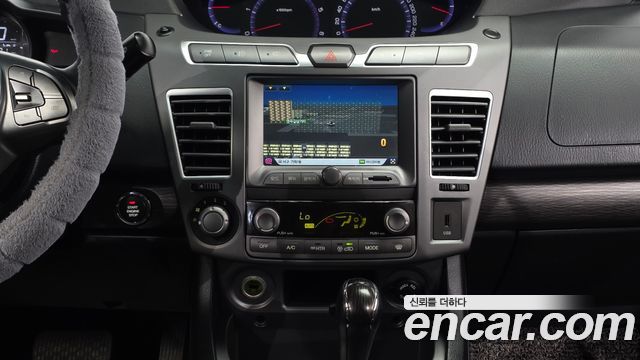 KG Mobility (SsangYong) Korando Turismo 4WD RX 9-seater 2019 — фото 14