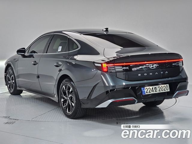 Hyundai Sonata The Edge (DN8) 2.0 Premium 2024 — фото 4