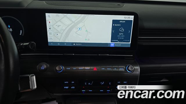 Hyundai Kona Electric (SX2) Long Range Inspiration 2023 — фото 16